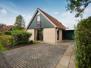 Cozy holiday home with a dishwasher, in Zeeland